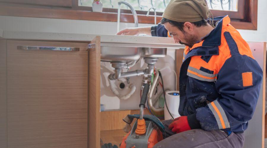 Professional water heater repair in Wray, GA